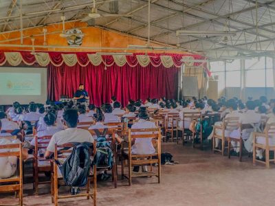 Hithawathi Awareness - Students of Baulla Nursing Training School img4.